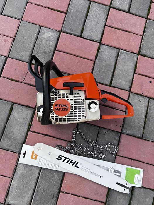 Бензопила Stihl ms 250. Штіль 250. Штиль 250. Щіль.