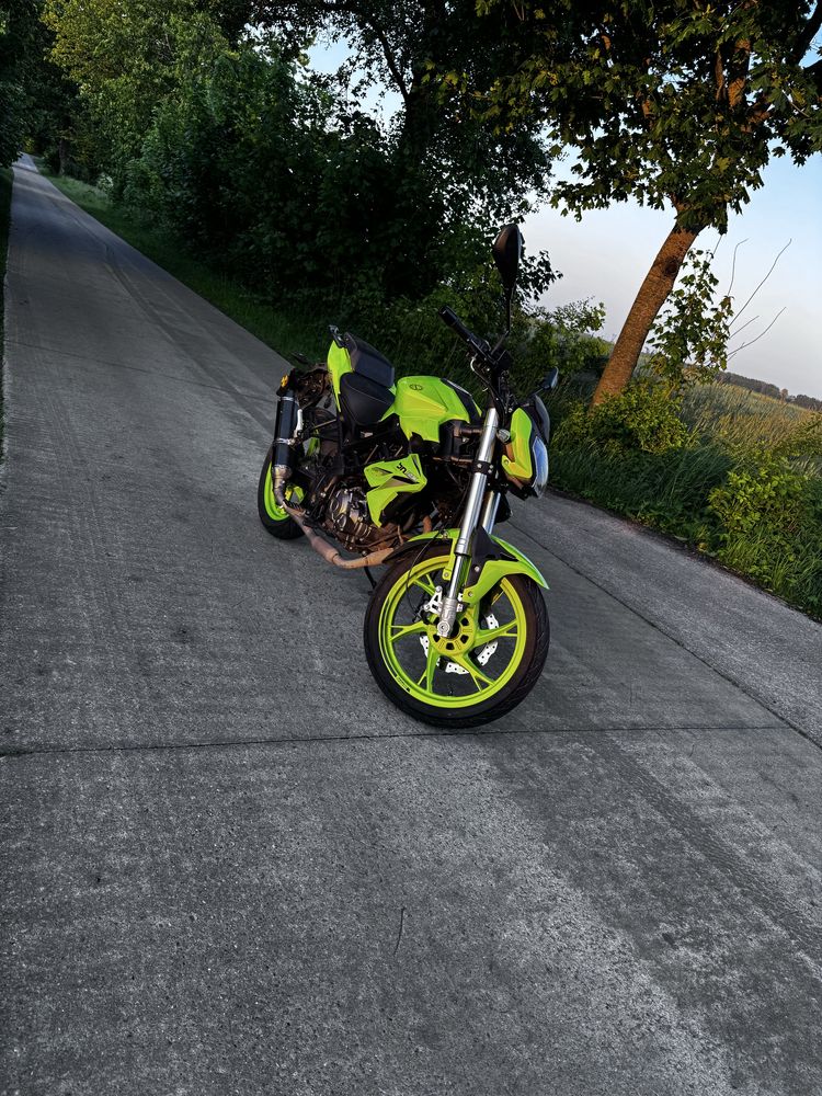 Sprzedam Benelli BN 125
