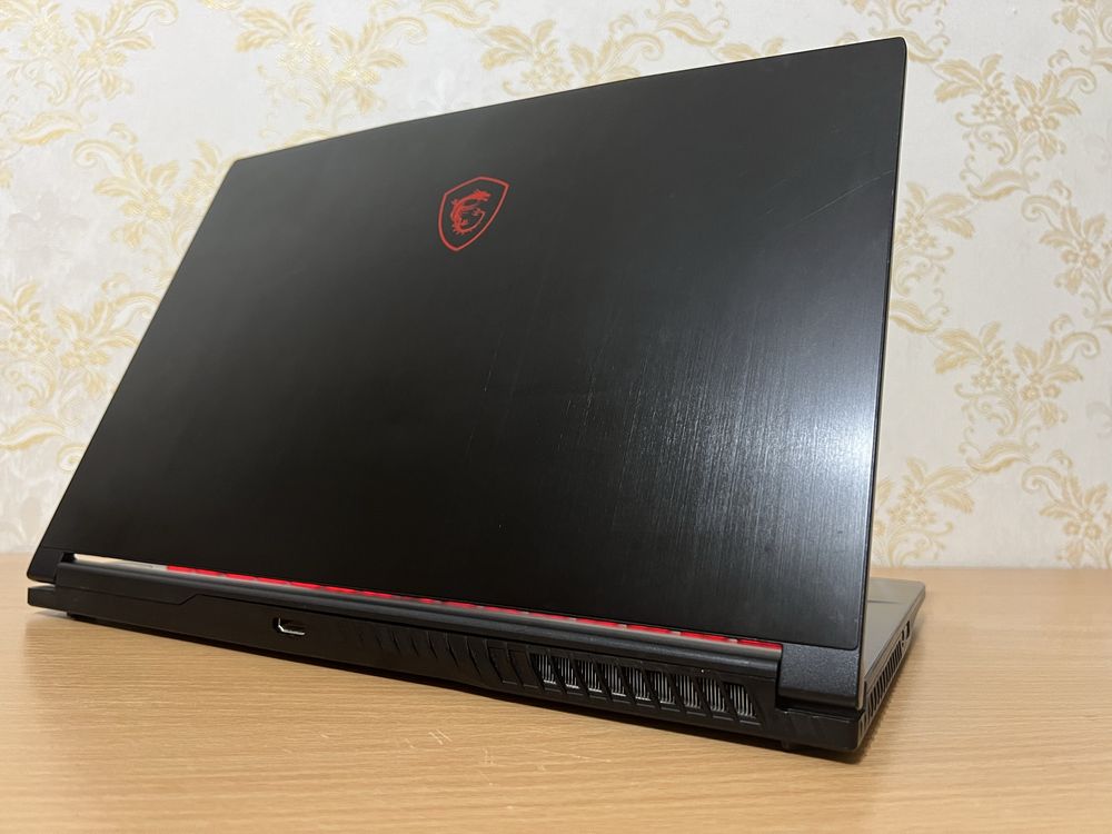 Msi thin gf63 9rc і5-9300h/gtx 1050/ssd/ddr4