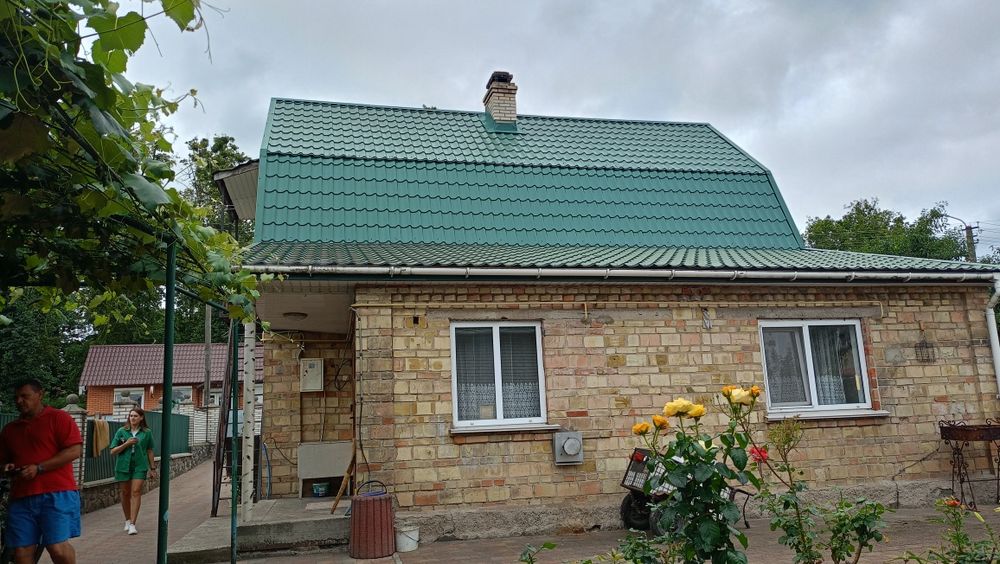 Продається компактний будинок у смт Борова, 40км.від Києва.