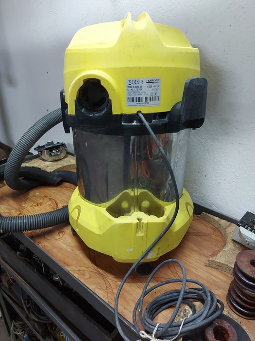 Керхер пылесос 1400 Watt промышлений.WD 3 300 M