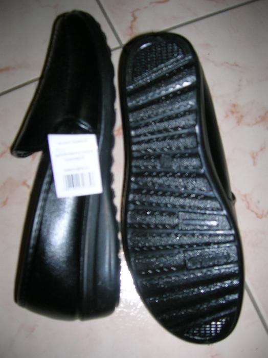 nowe, czarne pantofle damskie rozmiar 40