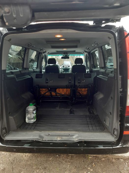 Пасажирські та вантажопасажирські перевезення в Європу та по Україні.