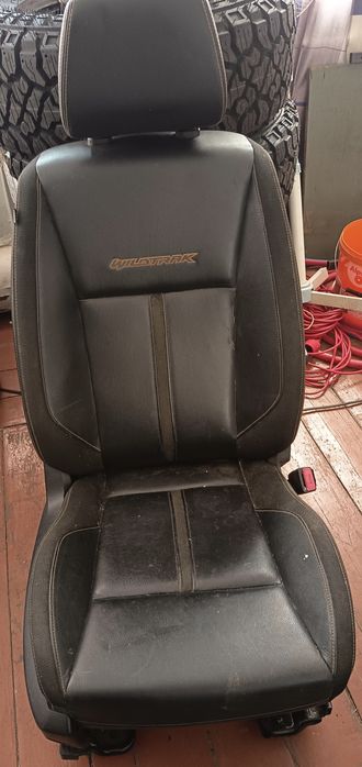 Форд ренж сидіння. Ford ranger v сидіння. Сідушки диван комплект реста