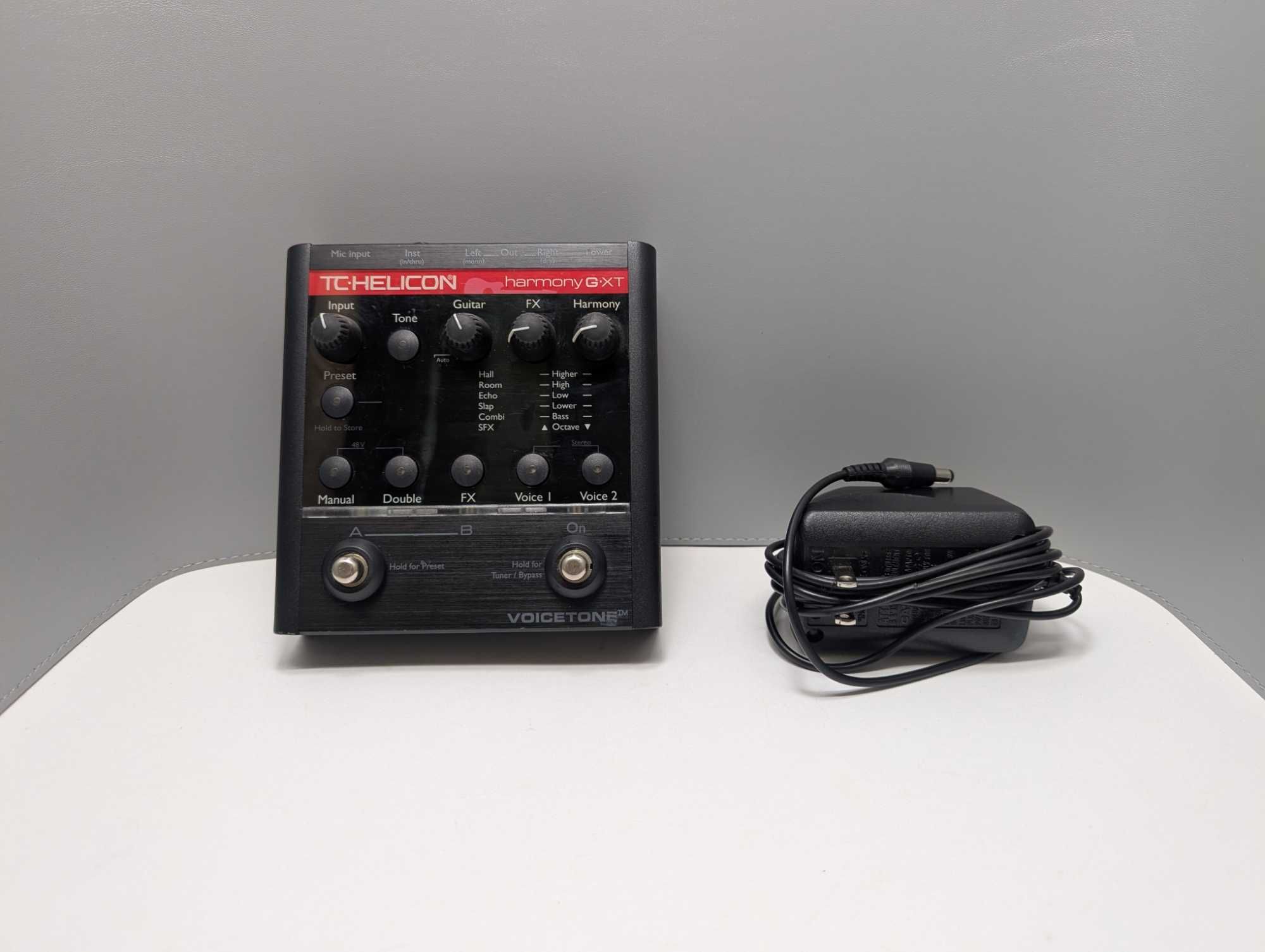 Вокальный процессор TC-Helicon VoiceTone Harmony-G XT