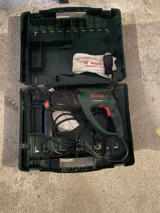 Martelo berbequim Bosh PBH3000