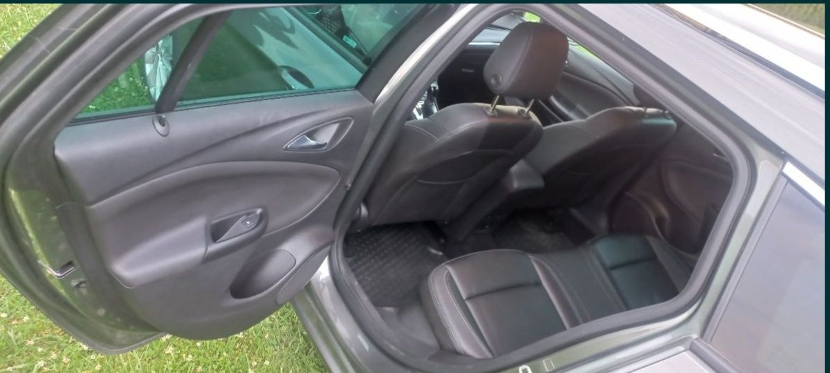 Astra K 1.6cdti Automat Doposażona
