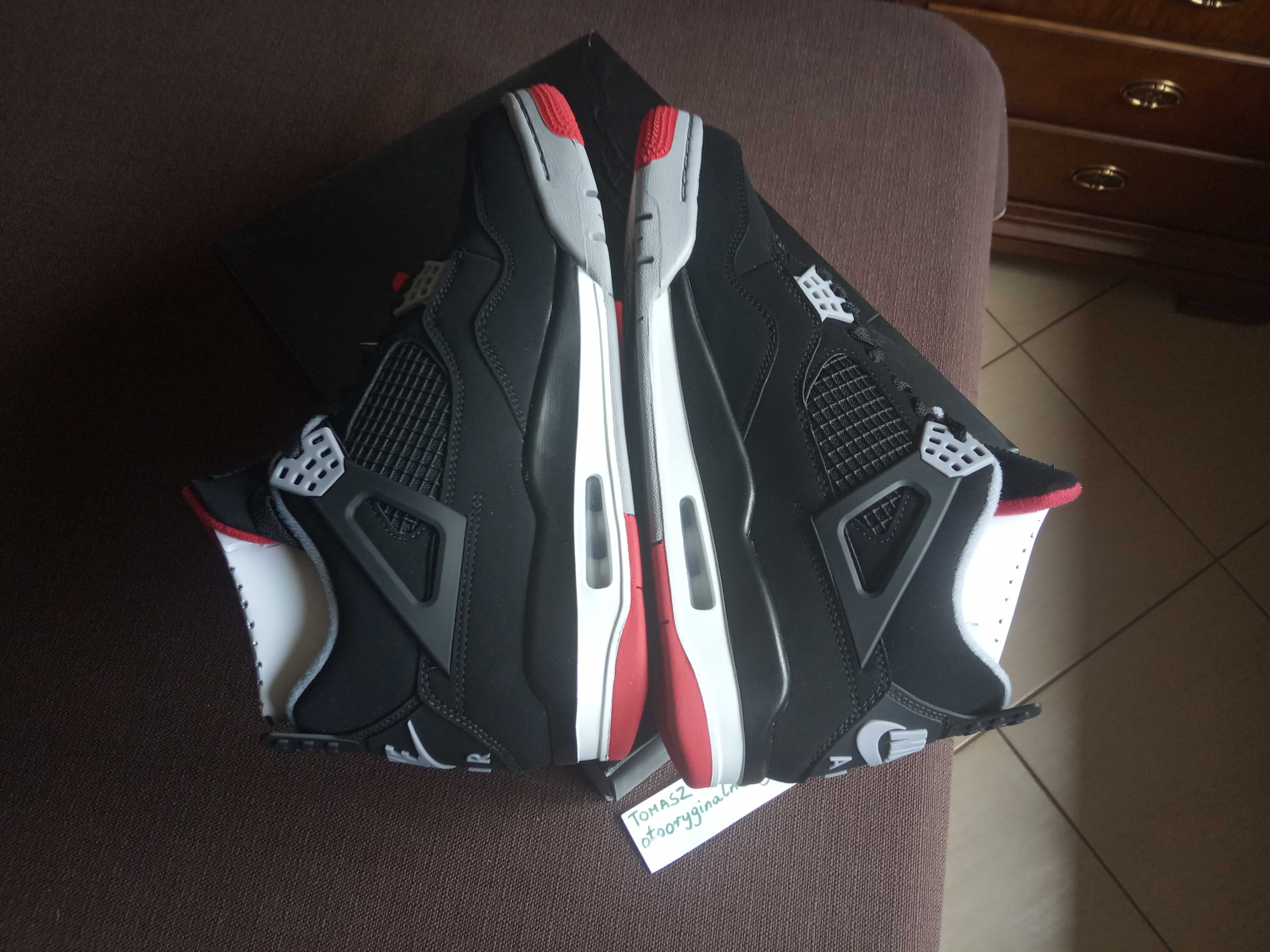 (r. 42,5- us 9) Nike Jordan 4 Retro Bred (2019) kod 308497,-060