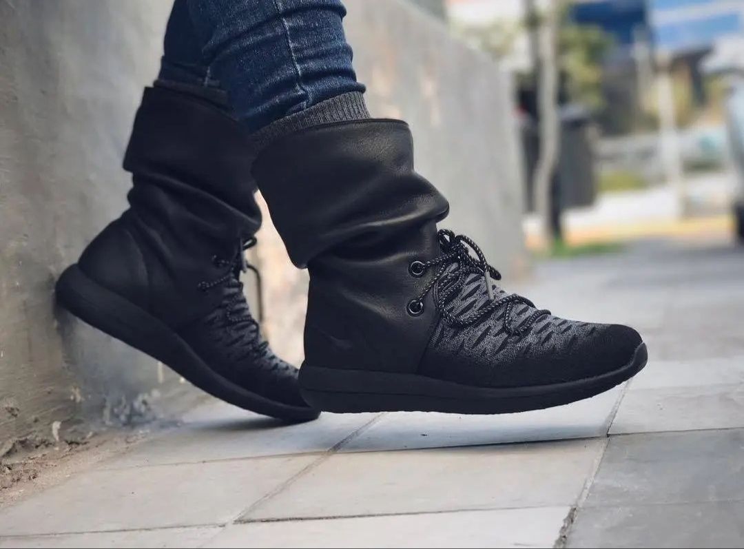 Сапоги Nike Wmns Roshe Two Hi Flyknit Black (861708-001)