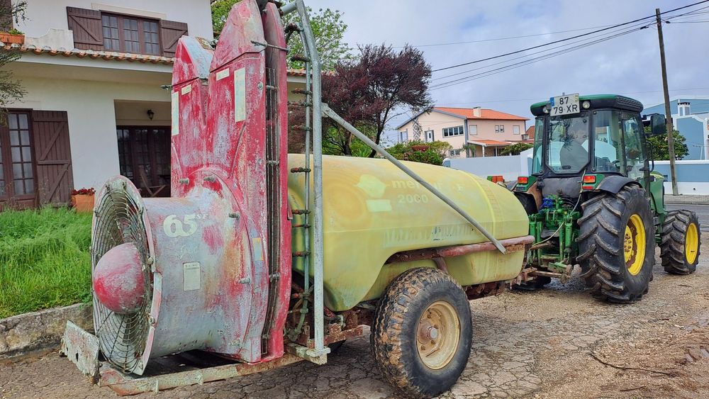 Pulverizador hardi 2000litros com comando eletricidade