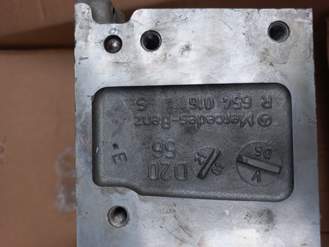 R654016 - MERCEDES W205 W213 головка 654 2.0 cdi гбц віто