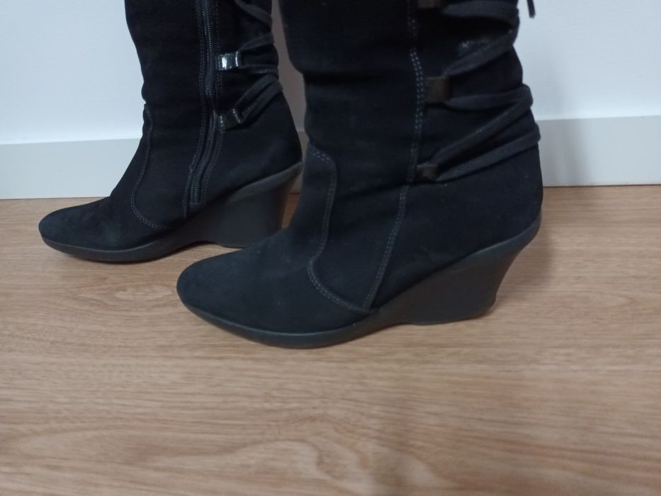 Botas de Camurça em Cunha - No  38