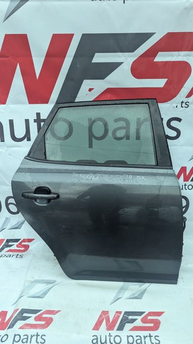 Задні праві двері kia ceed 1 універсал колір 5к