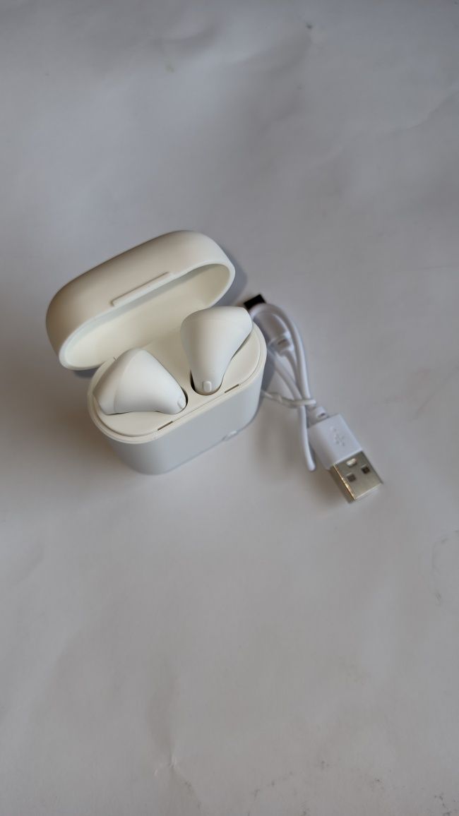 Бездротові навушники, беспроводные наушники, навушники Bluetooth
