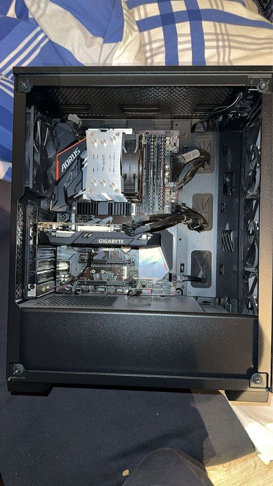 Komputer I5, RX 5600XT, BEQUIET