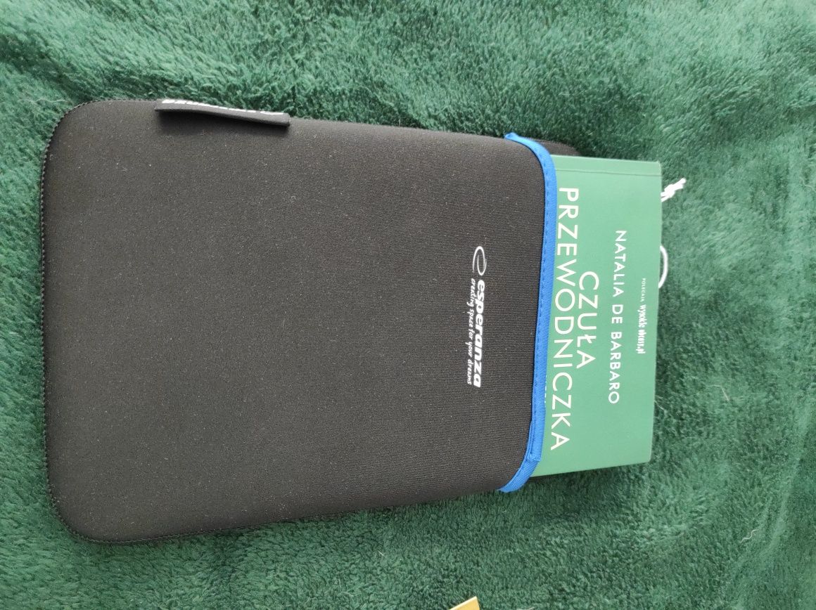 Etui pokrowiec na tablet książkę