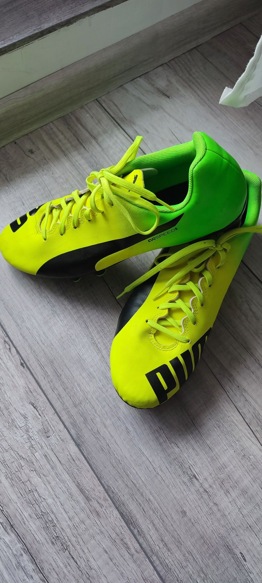 Buty piłkarskie Puma Evospeed 17.4 Sg Korki Wkręty Safety Żółty