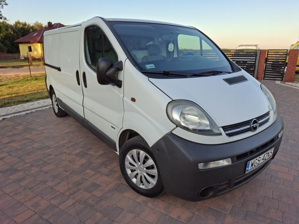 Opel Vivaro Long 1.9 dci klima