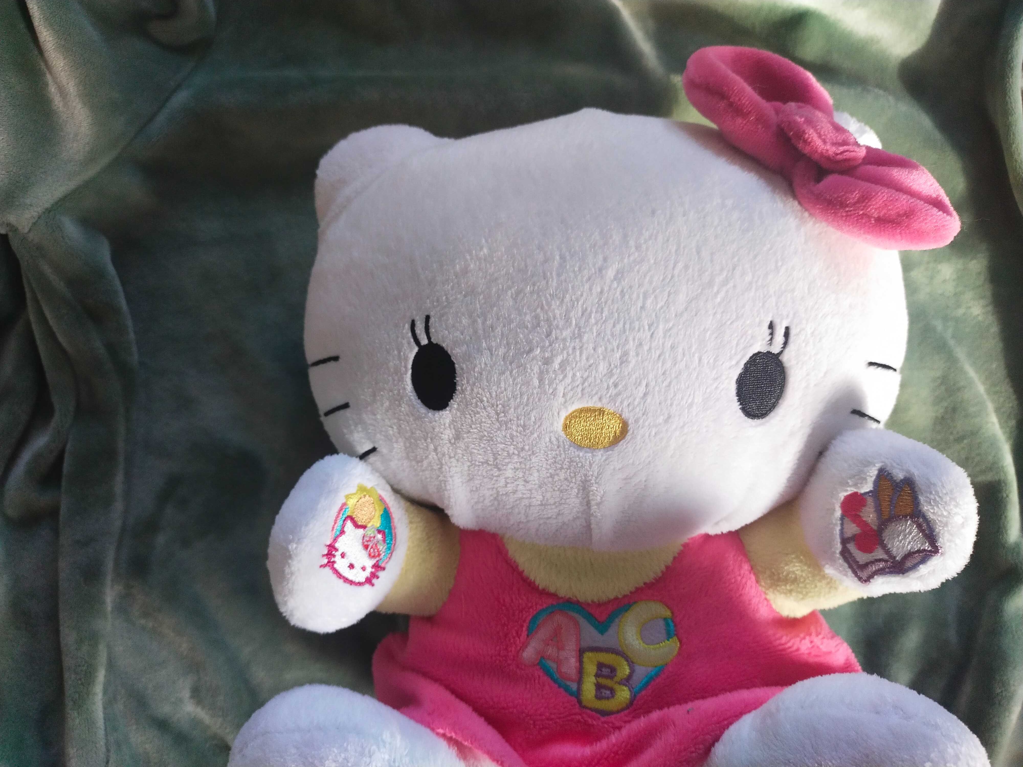 Hello kitty maskotka interaktywna 26cm