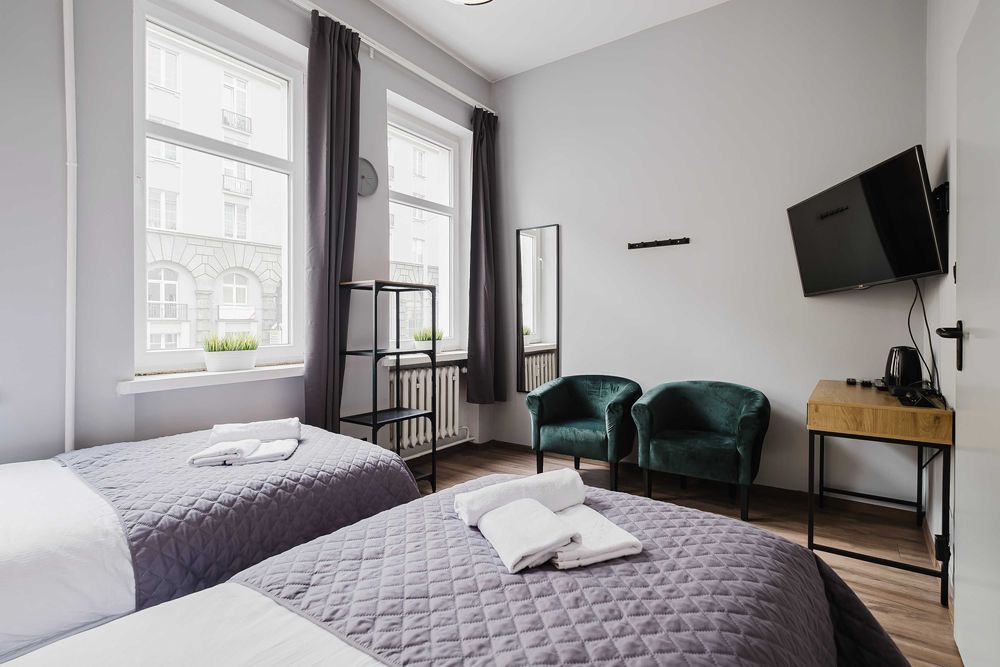 Hostel Hala - Pokoje na wyłączność - WiFi TV Kuchnia - Blisko Dworca