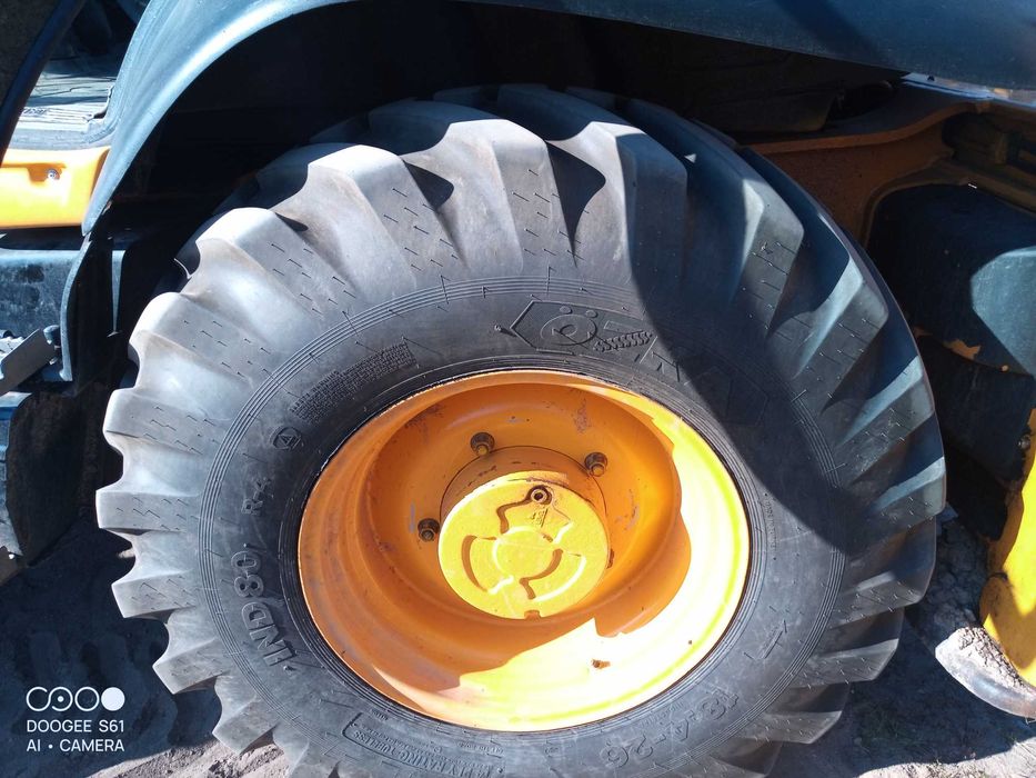 JCB 3 cx Contractor umową kupna-sprzedaży