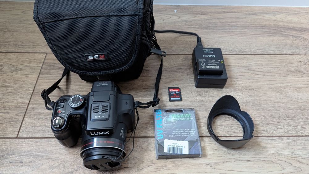 Aparat Panasonic Lumix DMC FZ48 12 Mpx 1080p 24x stan bardzo dobry