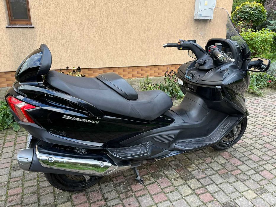 Suzuki Burgman 650 Executive 2014 rok