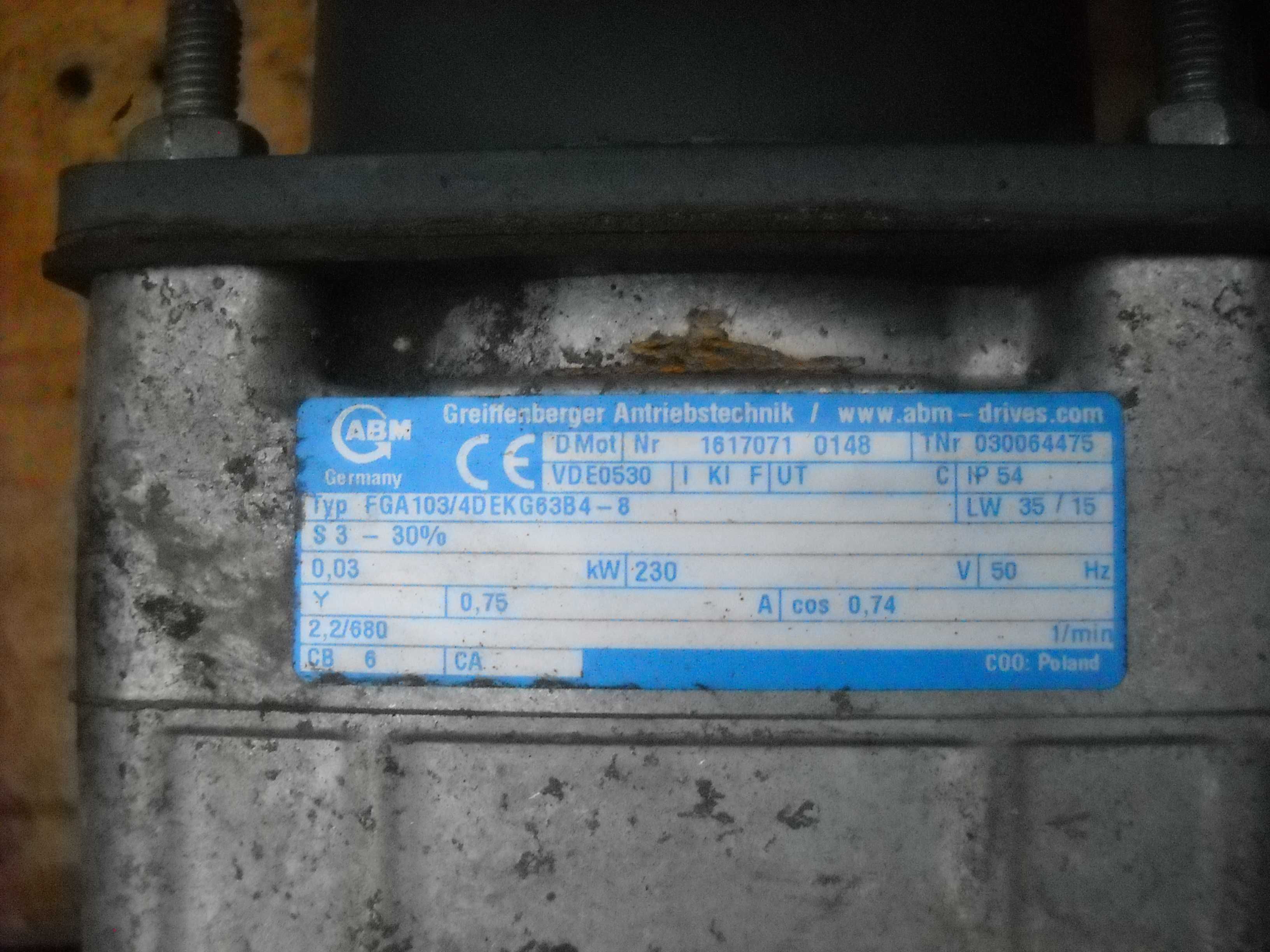Podajnik pieca centralnego ogrzewania