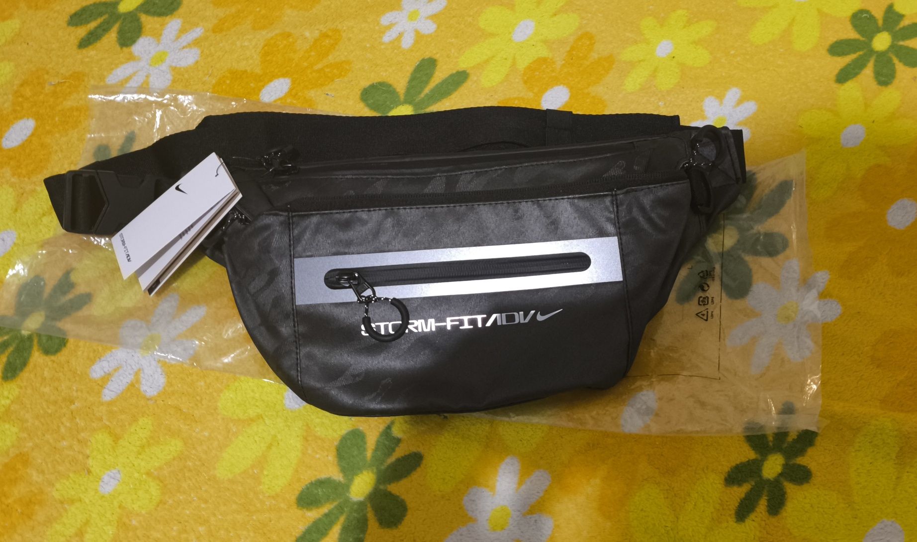 Сумка унісекс Nike Pro Storm-Fit Adv Cross-Body (6L) Black (Оригінал)