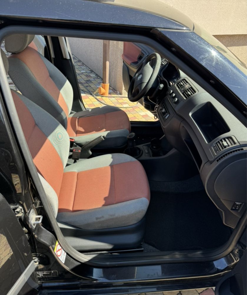 Продам своє авто Skoda Fabia