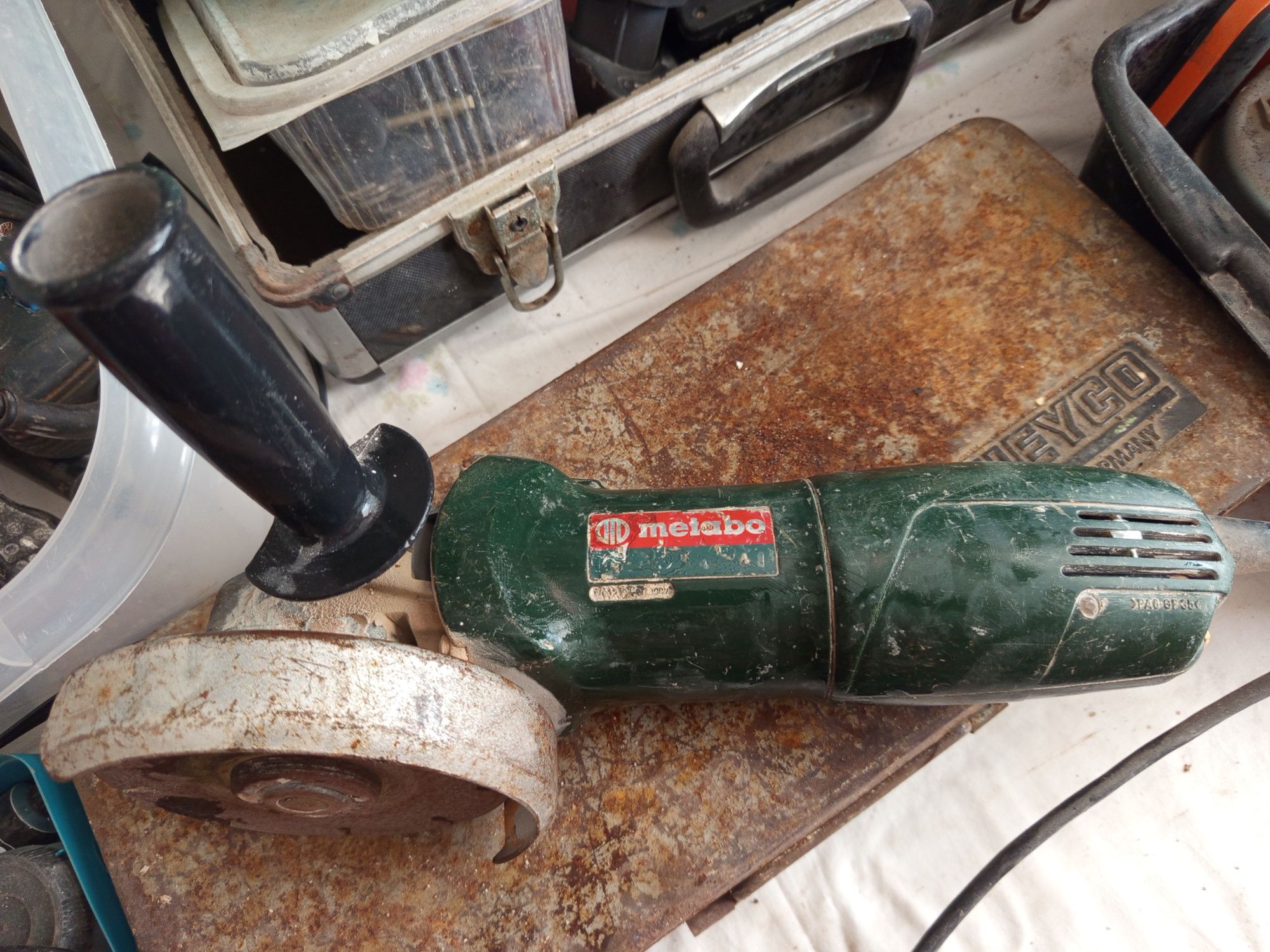 Retificadora metabo e black and Decker