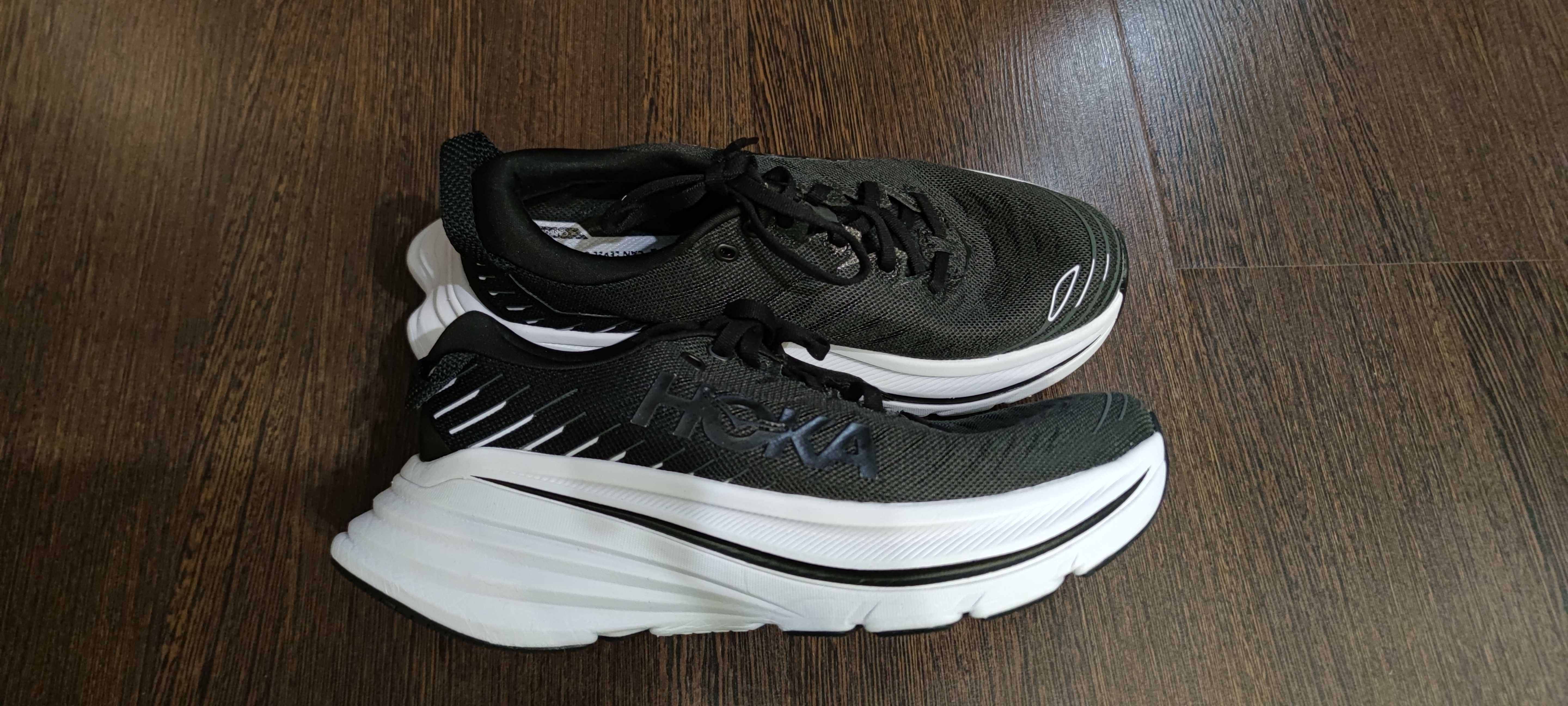Кросівки Hoka Bondi X.   Р 40     25см