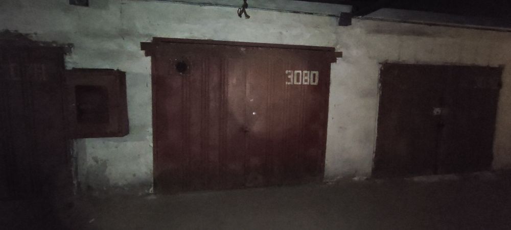 Подземный гараж (8 мин, пешком от м, Армейская или  Масельского)
