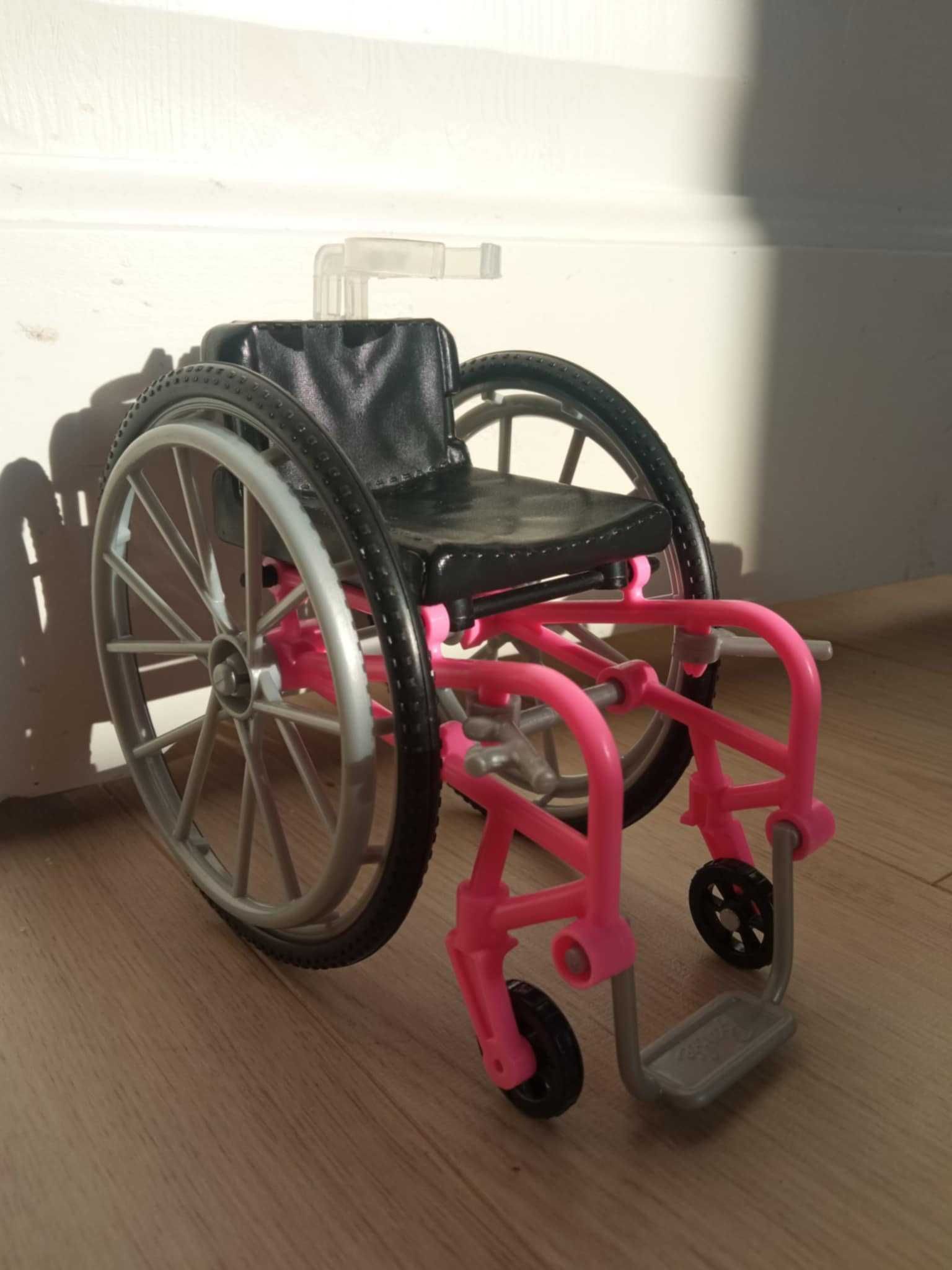 2 Wózki inwalidzkie dla lalek Barbie sztuka 15 zł