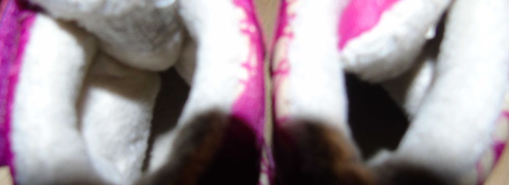 Sprzedam Botki różowe . Rozmiar 20