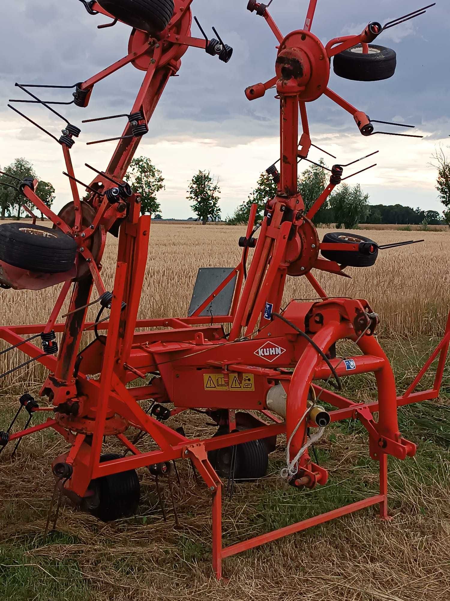 pająk przetrząsacz kuhn GF 6401 MH DigiDrive claas vicon pottinger