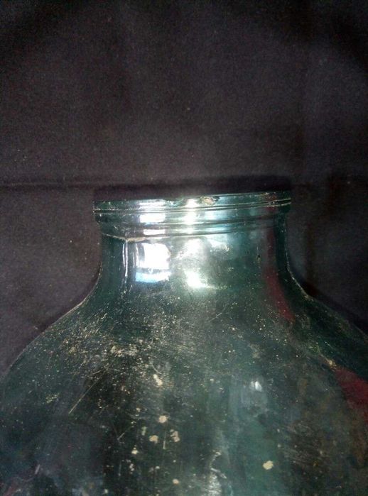 Бутль банка бутиыль стекло 10 литров с немного щербленным горлышком