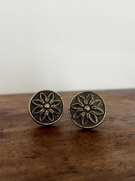 Puxadores vintage em latão