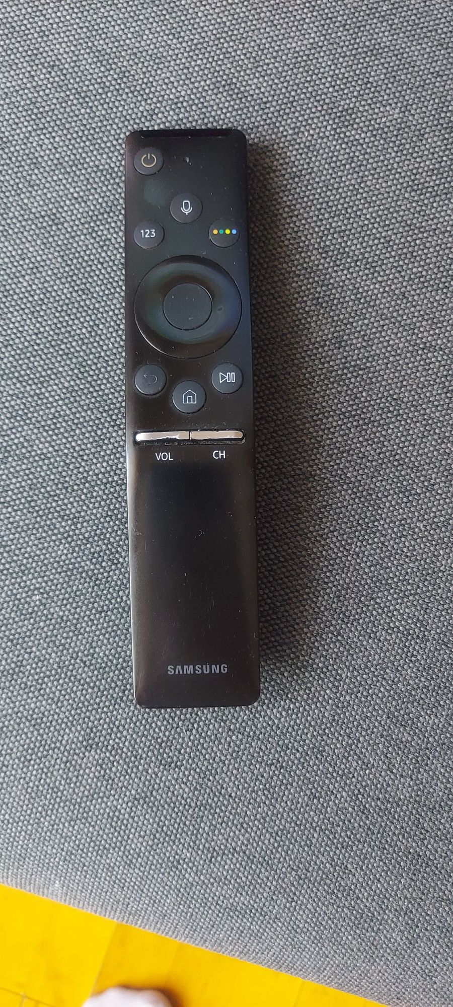 Телевизор Samsung UE49MU6402