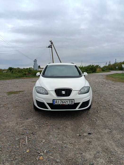 Продам сімейне авто
