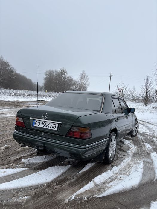 Mercedes-Benz 124 2.0 газ бенз 1995рр