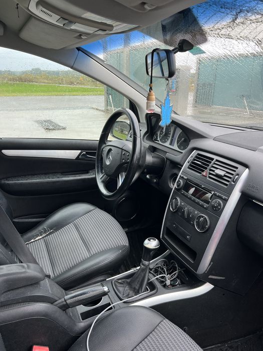 Продам мерседес В 200