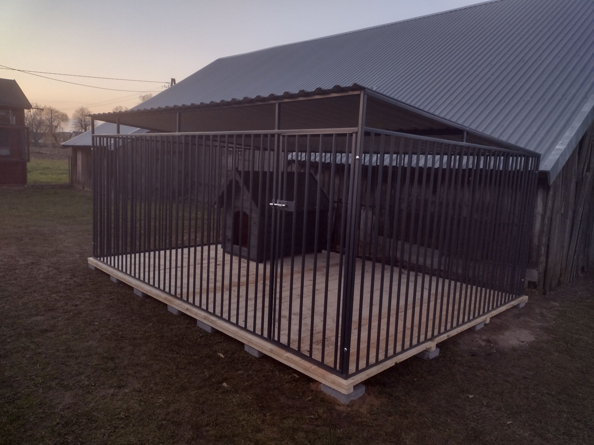 Kojec dla psa solidny producent