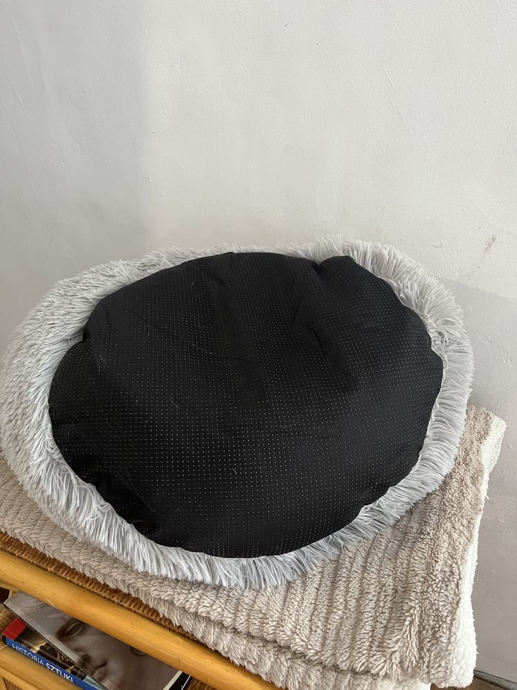 Legowisko, pufa dla psa lub kota