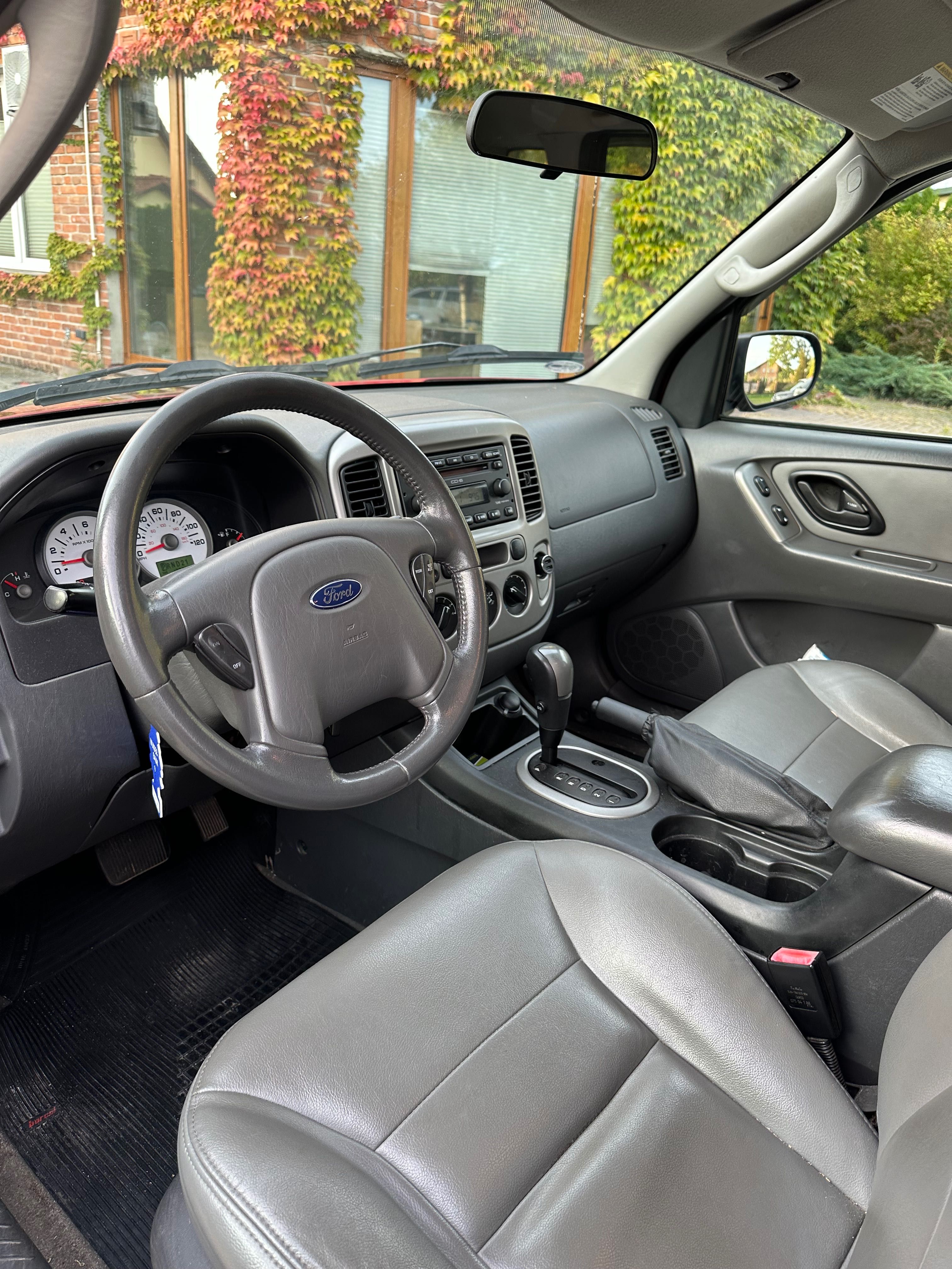 Ford Escape 2004 4X4 3.0 Benzyna V6