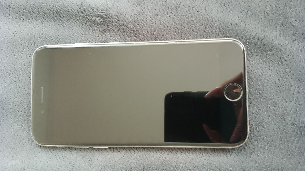 iPhone 6 s w idealnym stanie (opis)