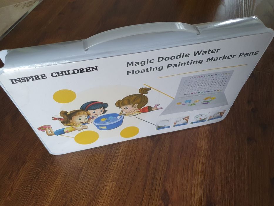 Markery pisaki wodne magiczne malowanie na wodzie mazaki 12 łyżka