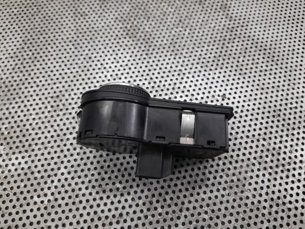 Botão / interruptor de luzes OPEL Astra J Sports Tourer