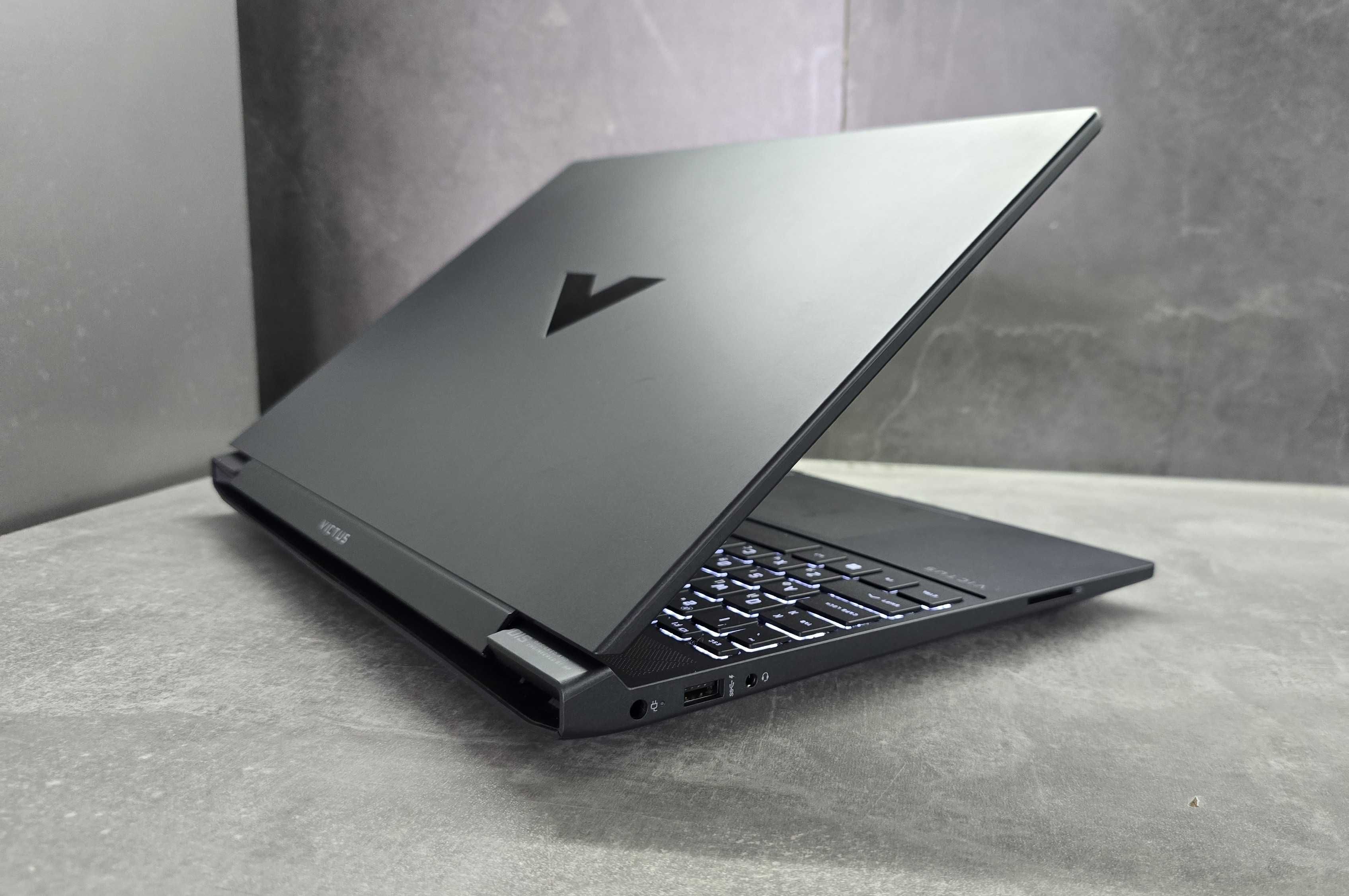 Ігровий ноутбук RTX 4050/144Hz/16Gb 5600MHz
