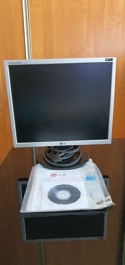 Monitor LCD LG Flatron l1753s-sf
